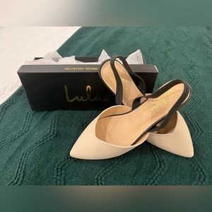 Lulus black and tan sling back flats